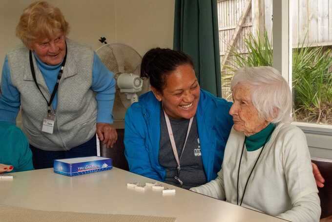 Tangi and Dees member